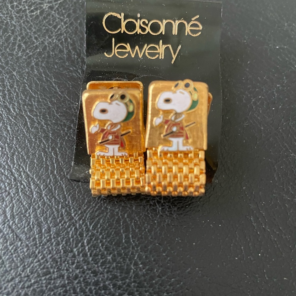 Snoopy Cloisonné cuff links